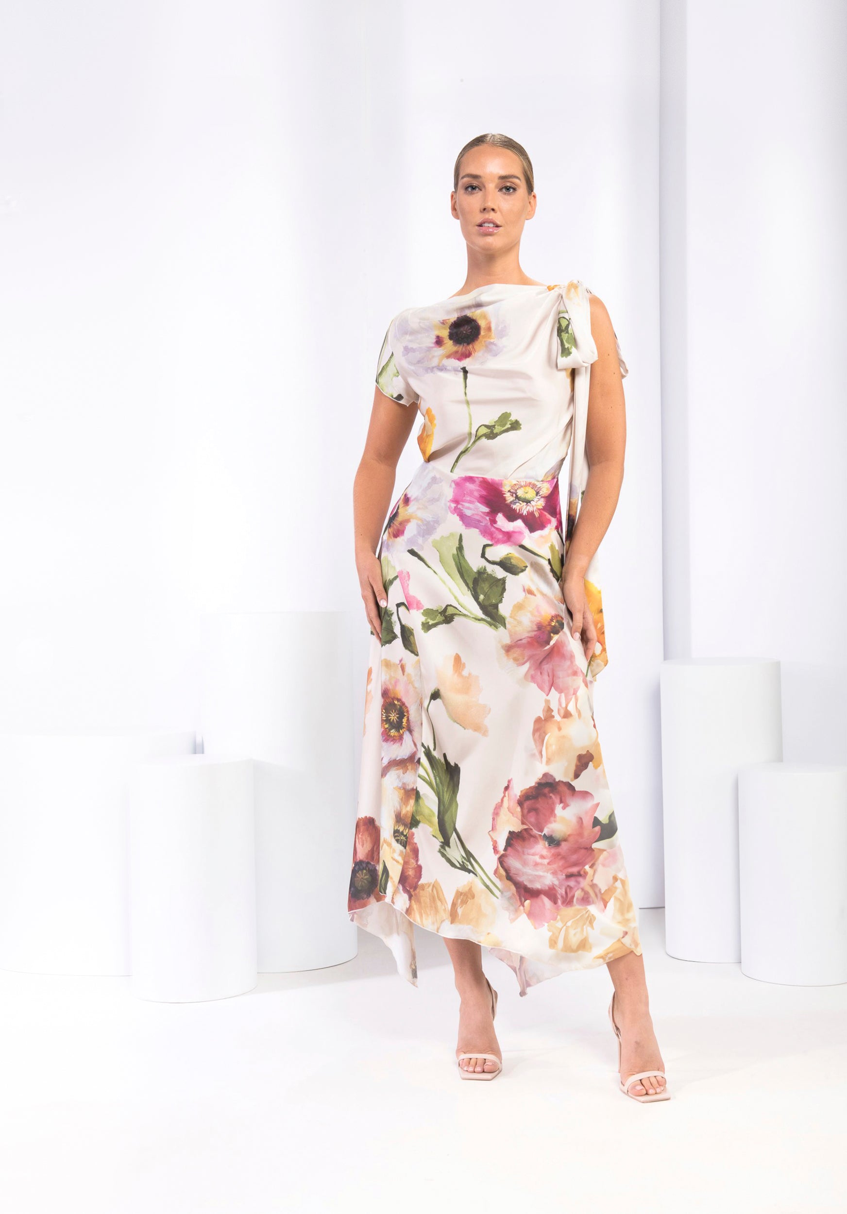 Kevan Jon - Didi - Champagne Floral  Sean Rayment