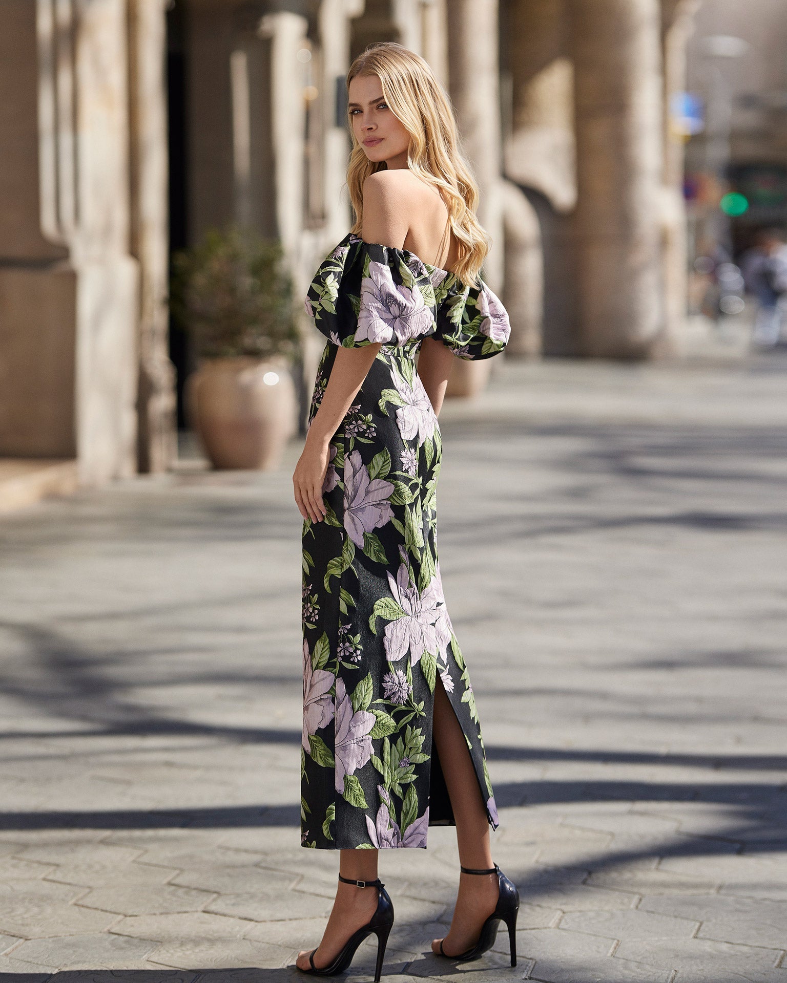 Couture Club 7J1C8