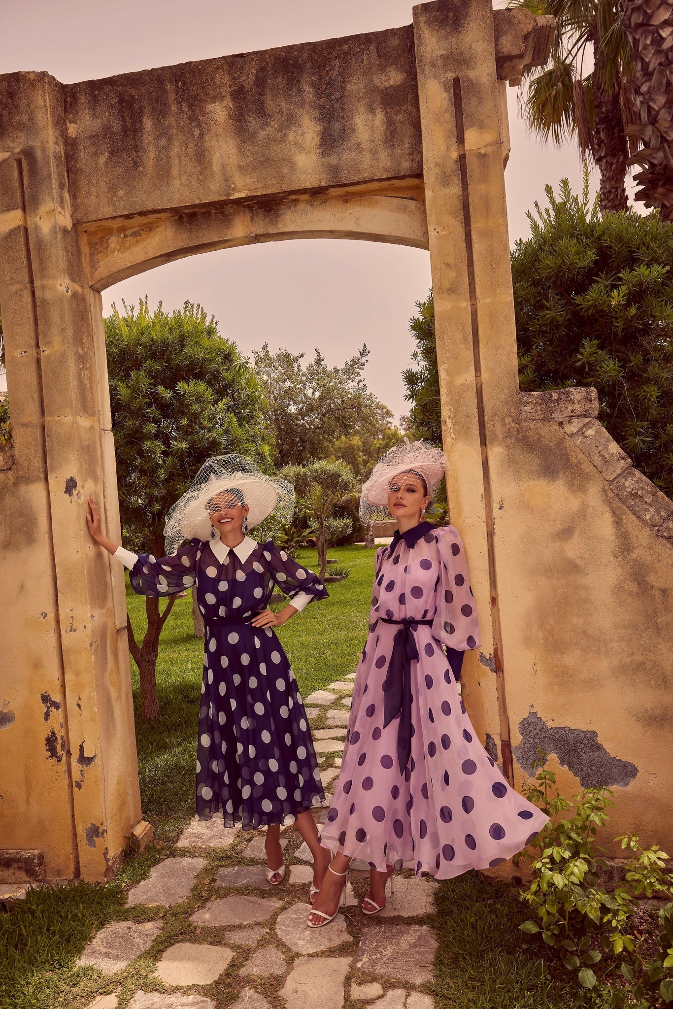 Invitations by Veni 36106 Navy/Ivory